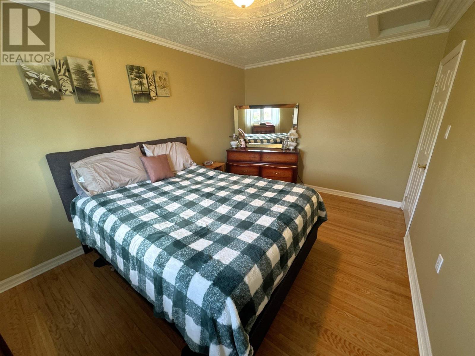 16 Brown Rd, Elliot Lake, Ontario  P5A 1K3 - Photo 13 - SM261202