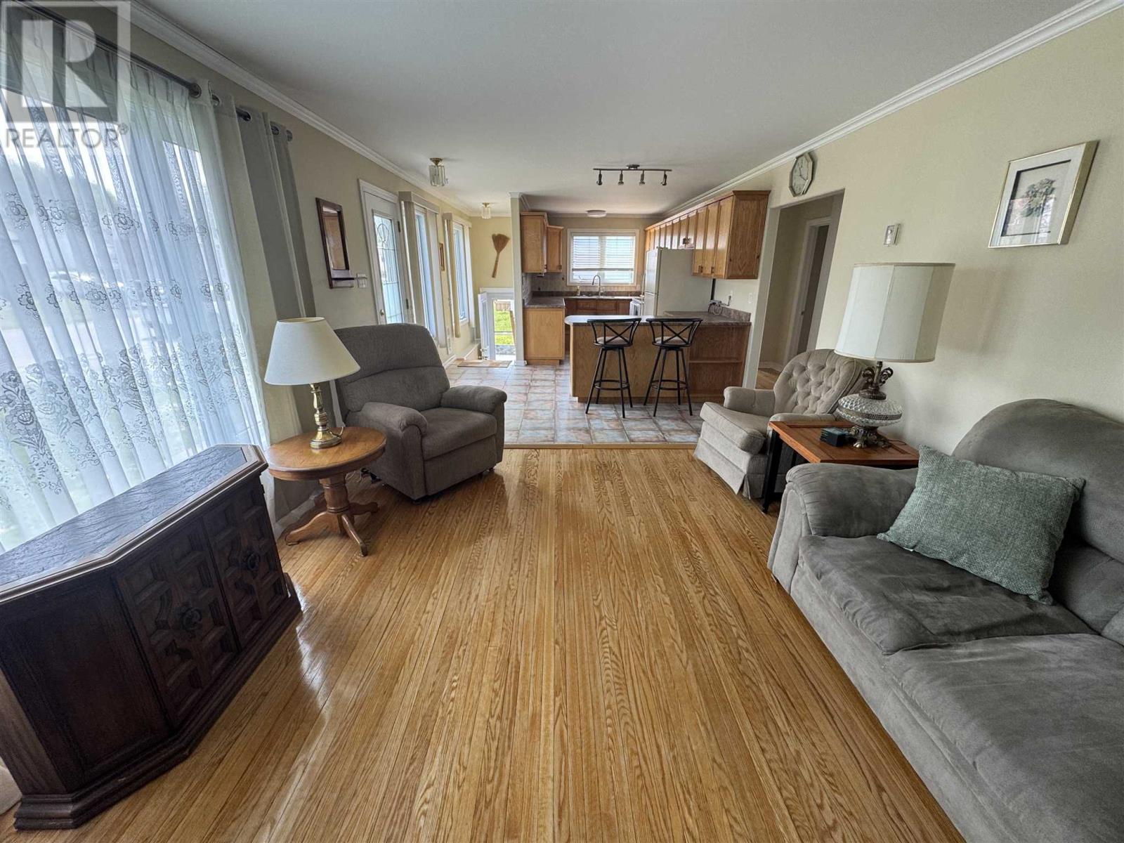 16 Brown Rd, Elliot Lake, Ontario  P5A 1K3 - Photo 8 - SM261202
