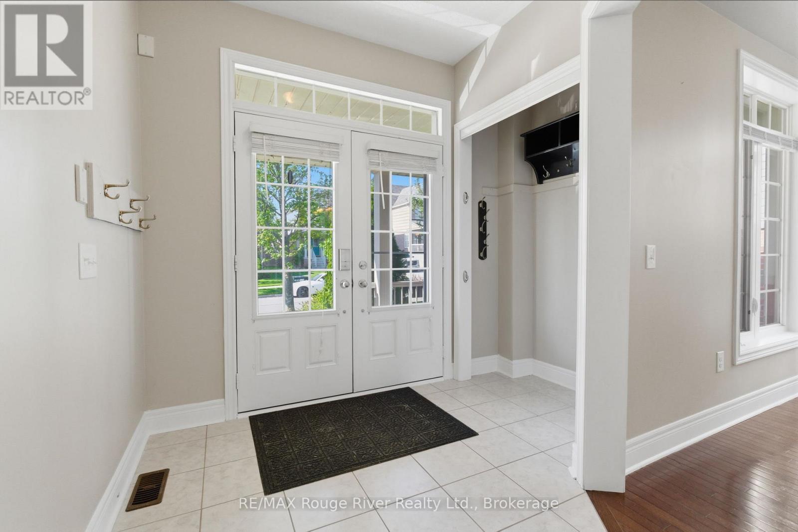 138 Kersey Crescent, Clarington, Ontario  L1J 4Z2 - Photo 2 - E13216004