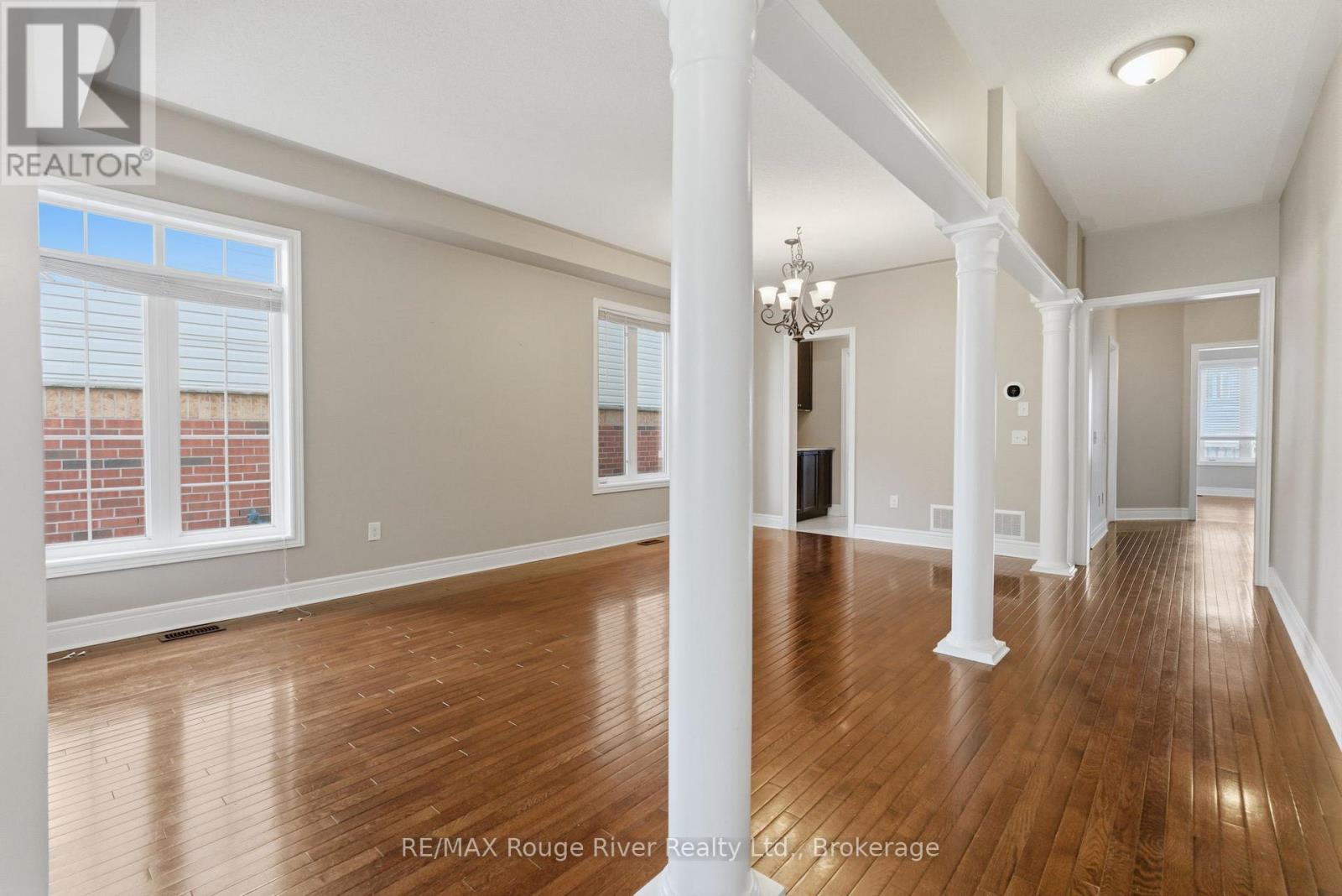 138 Kersey Crescent, Clarington, Ontario  L1J 4Z2 - Photo 3 - E13216004