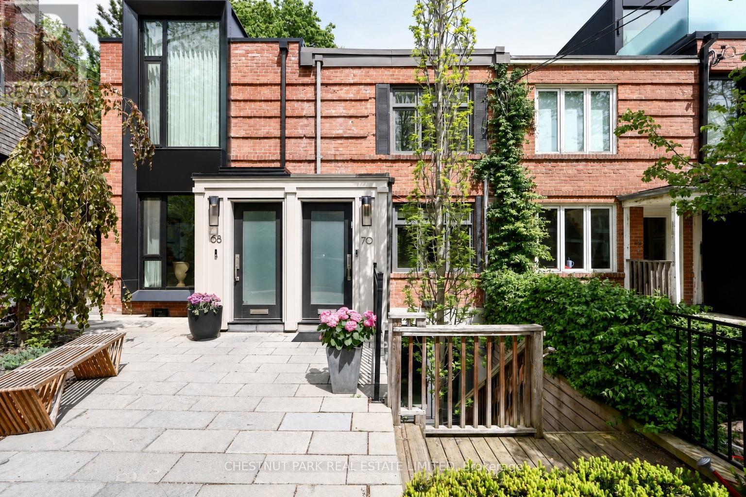70 SUMMERHILL GARDENS, Toronto, Ontario