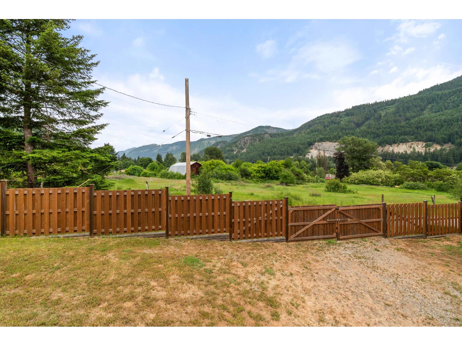 64922 North Bend Post Office Road, Fraser Canyon, Boston Bar, British Columbia  V0K 1C1 - Photo 30 - R3128358