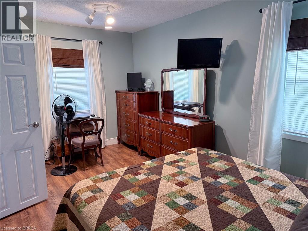 12 Spencer Street, Paris, Ontario  N3L 1W4 - Photo 15 - 40833621