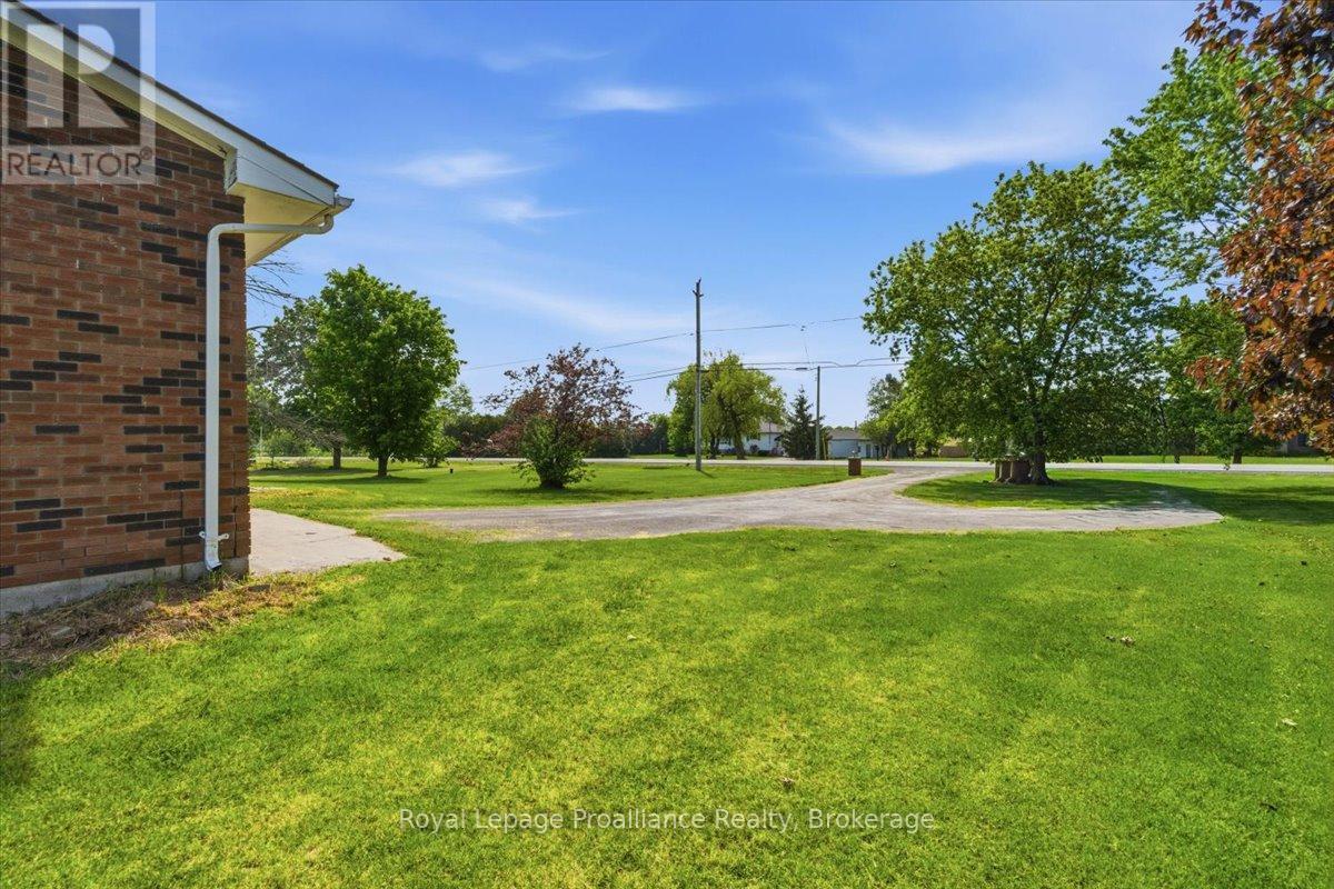 1063 Casey Road, Belleville, Ontario  K8N 4Z6 - Photo 25 - X13216088