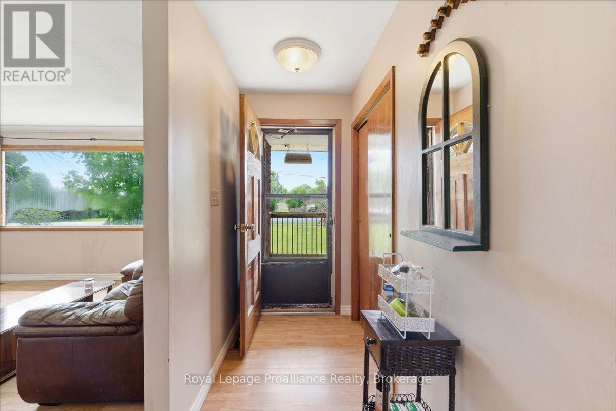 1063 Casey Road, Belleville, Ontario  K8N 4Z6 - Photo 6 - X13216088