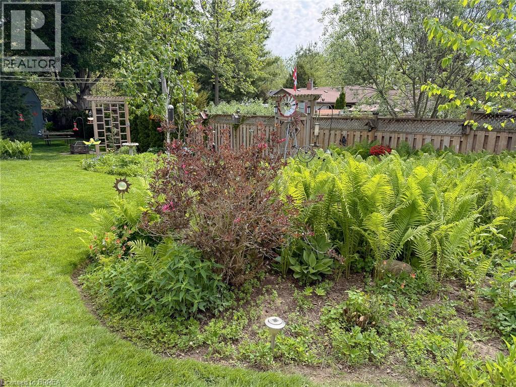 12 Spencer Street, Paris, Ontario  N3L 1W4 - Photo 30 - 40833621