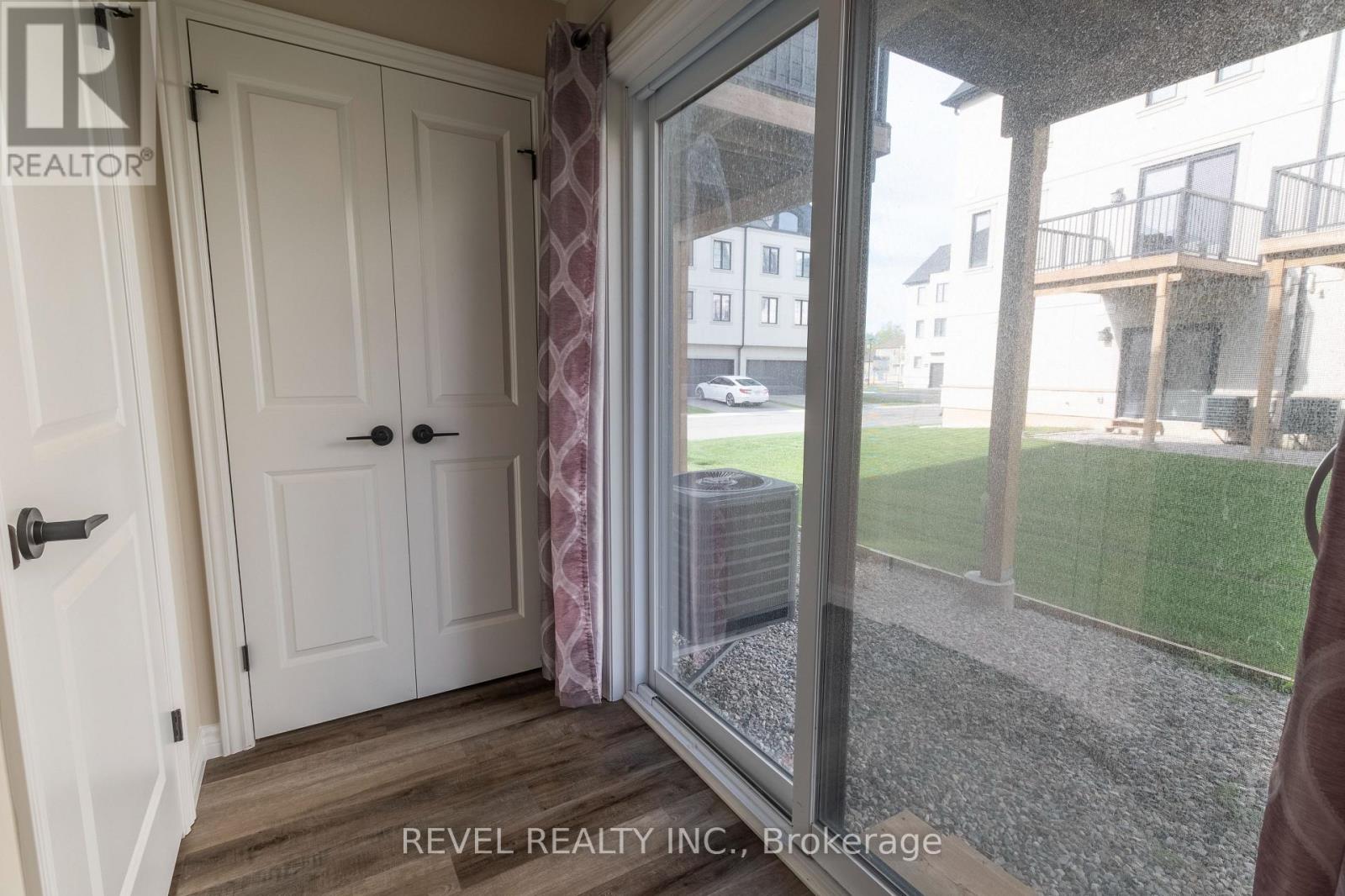 39 - 435 Callaway Road, London North, Ontario  N6G 2N1 - Photo 4 - X13216228