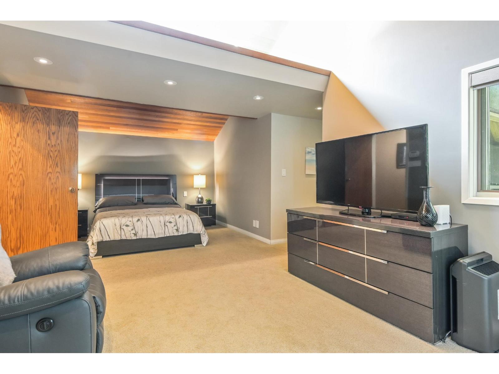 23951 58a Place, Langley, British Columbia  V2Z 1A5 - Photo 16 - R3129282