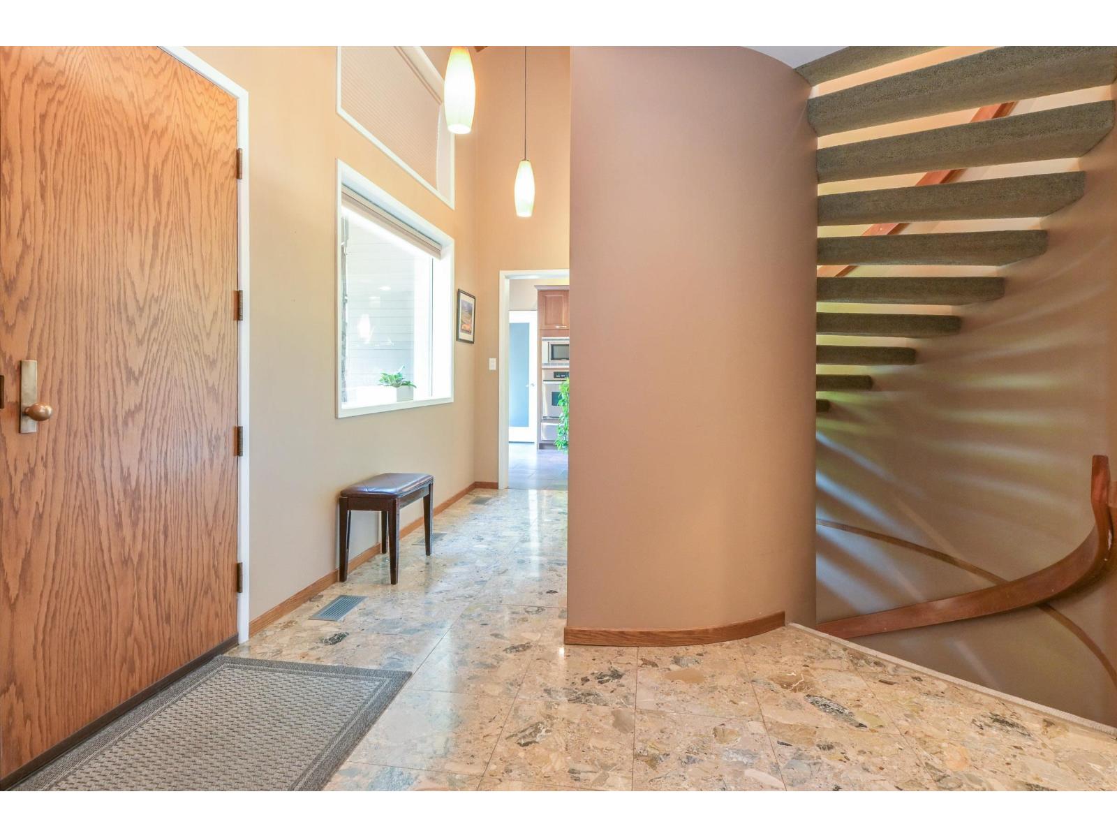 23951 58a Place, Langley, British Columbia  V2Z 1A5 - Photo 10 - R3129282