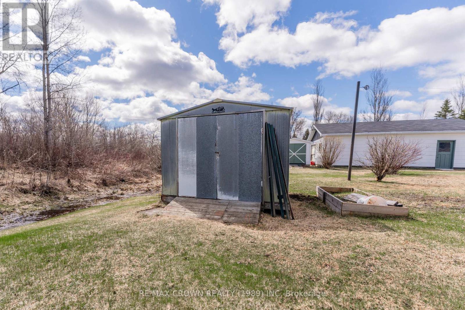 47 Breton Crescent, Smooth Rock Falls, Ontario  P0L 2B0 - Photo 5 - T13215994