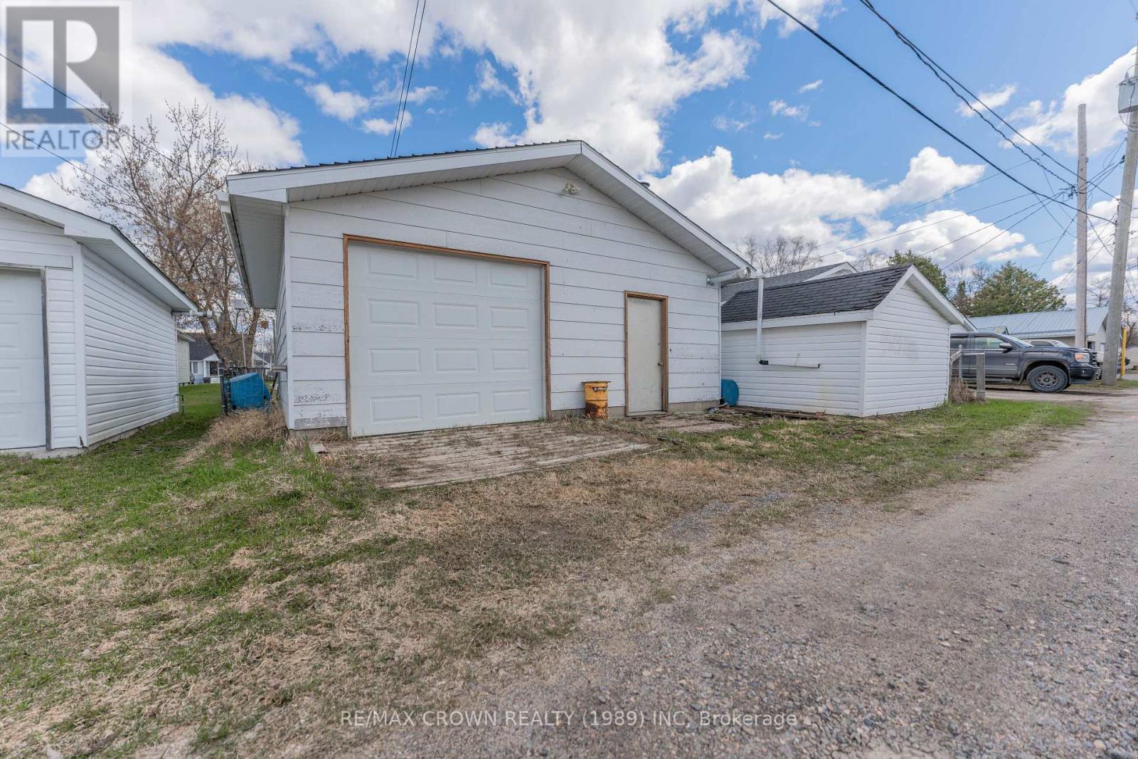 35 Bowman Avenue, Kapuskasing, Ontario  P5N 1M9 - Photo 4 - T13216008