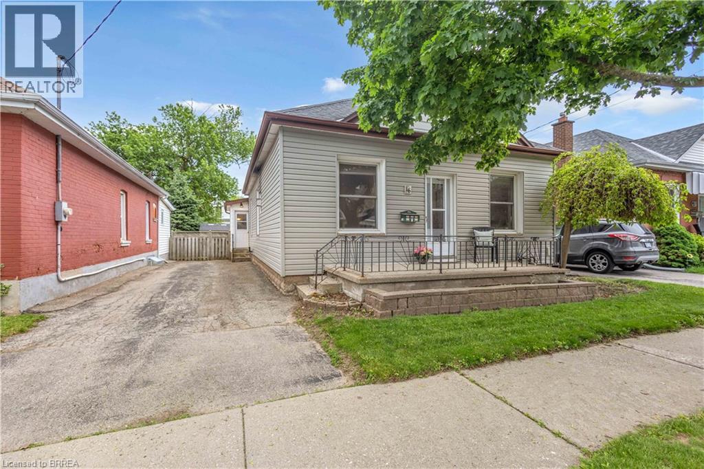 16 Ruth Street, Brantford, Ontario  N3S 1L6 - Photo 1 - 40834732