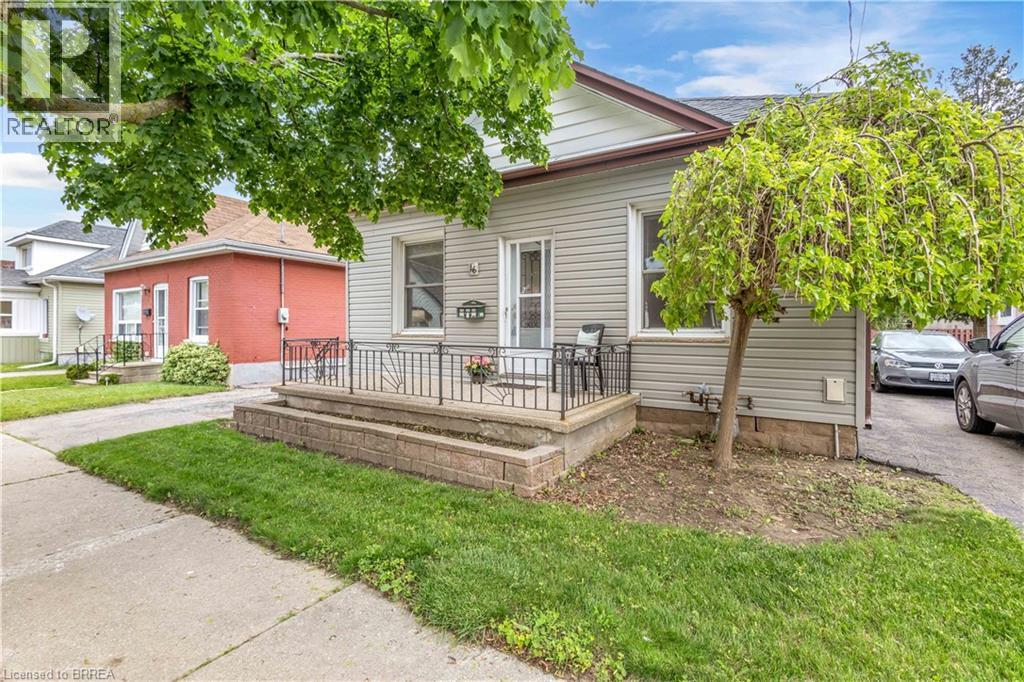16 Ruth Street, Brantford, Ontario  N3S 1L6 - Photo 3 - 40834732