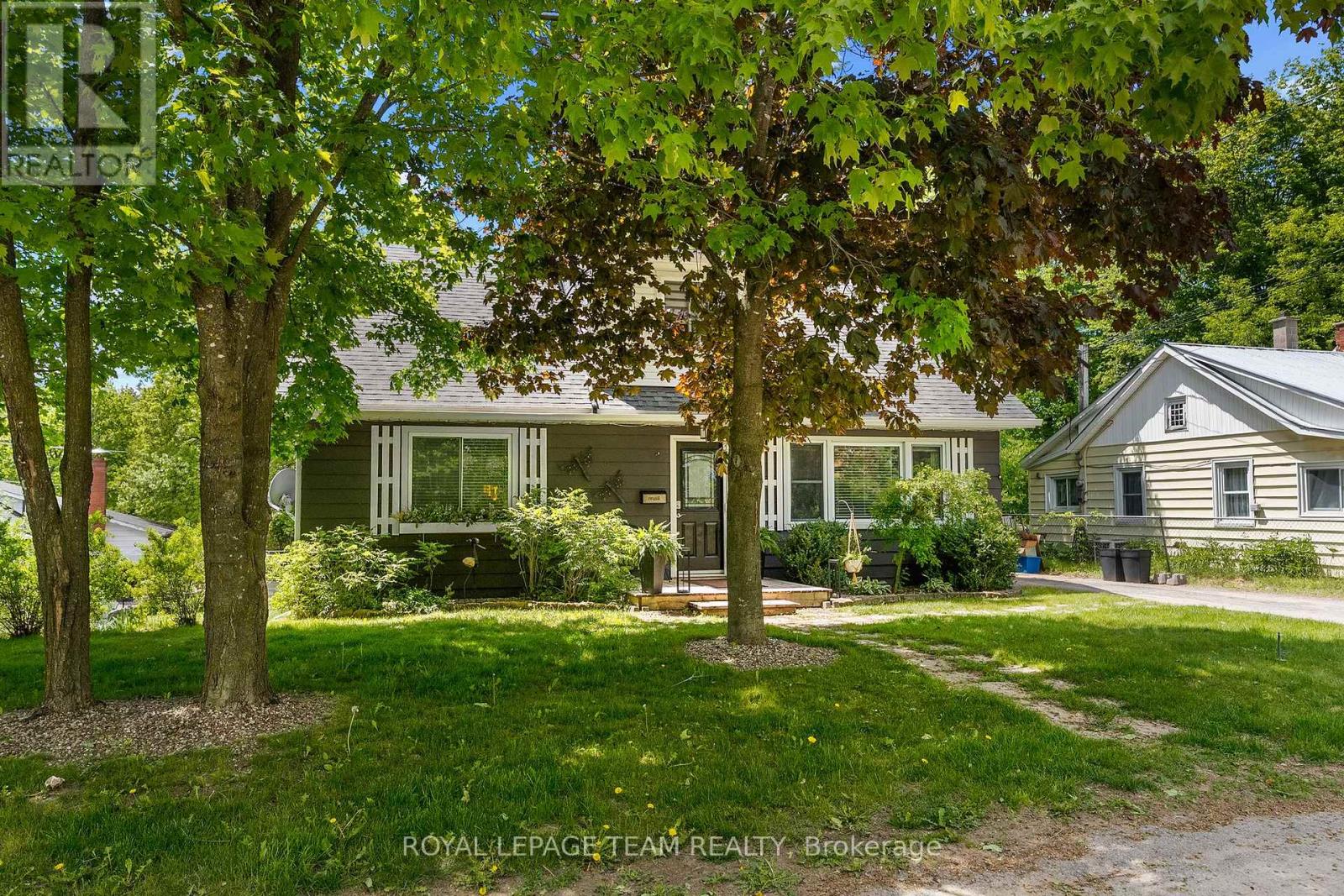 130 Hayes Street, Mcnab/braeside, Ontario  K7S 2A1 - Photo 2 - X13215988