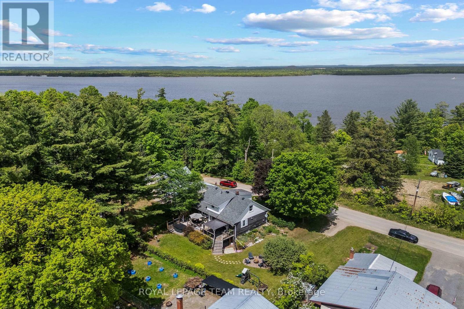 130 Hayes Street, Mcnab/braeside, Ontario  K7S 2A1 - Photo 6 - X13215988
