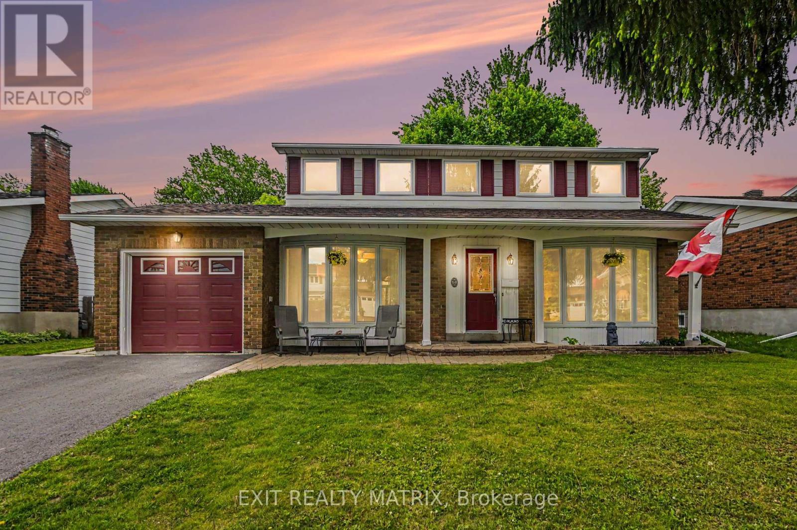 18 HIGHPARK CRESCENT, Ottawa, Ontario