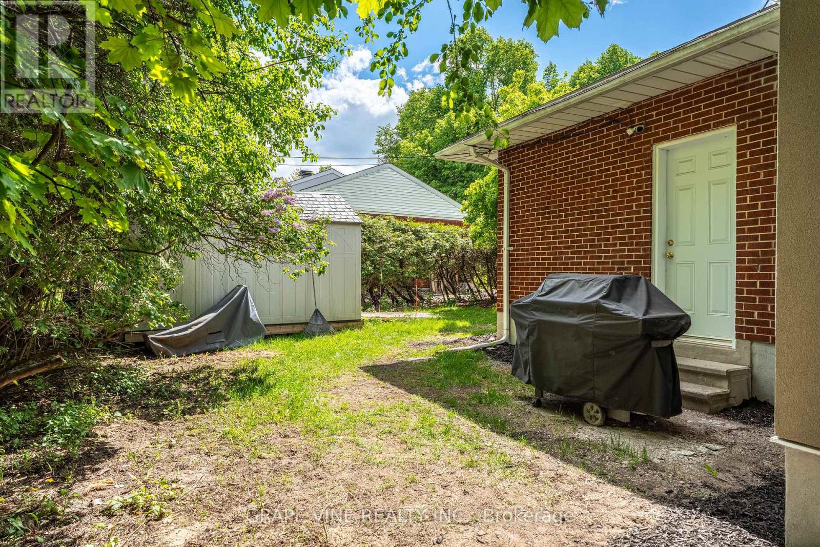 2201 Braeside Avenue, Ottawa, Ontario  K1H 7J6 - Photo 8 - X13216086