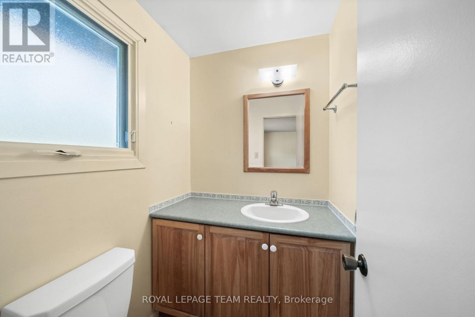 548 Rivershore Crescent, Ottawa, Ontario  K1J 7Y7 - Photo 22 - X13216140