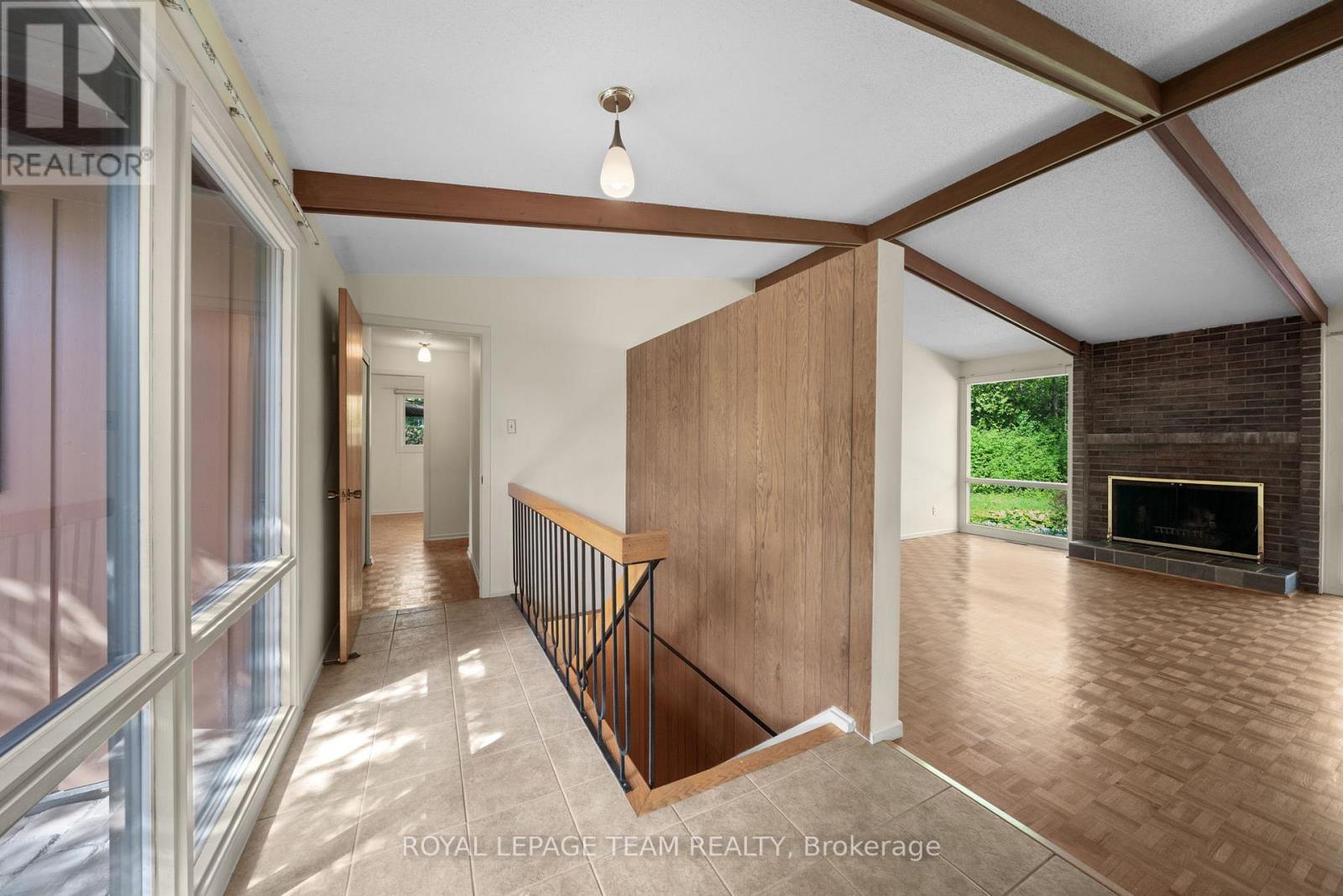 548 Rivershore Crescent, Ottawa, Ontario  K1J 7Y7 - Photo 4 - X13216140