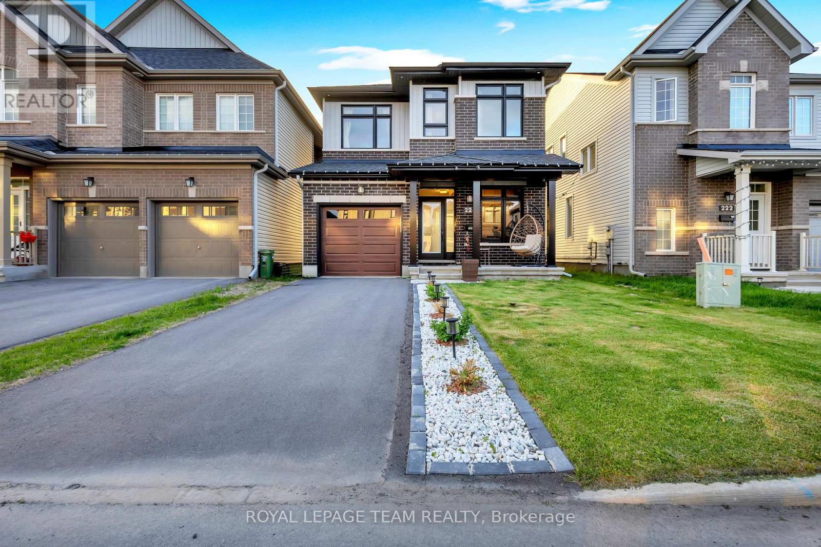 224 TURNBUCKLE CRESCENT, Ottawa, Ontario