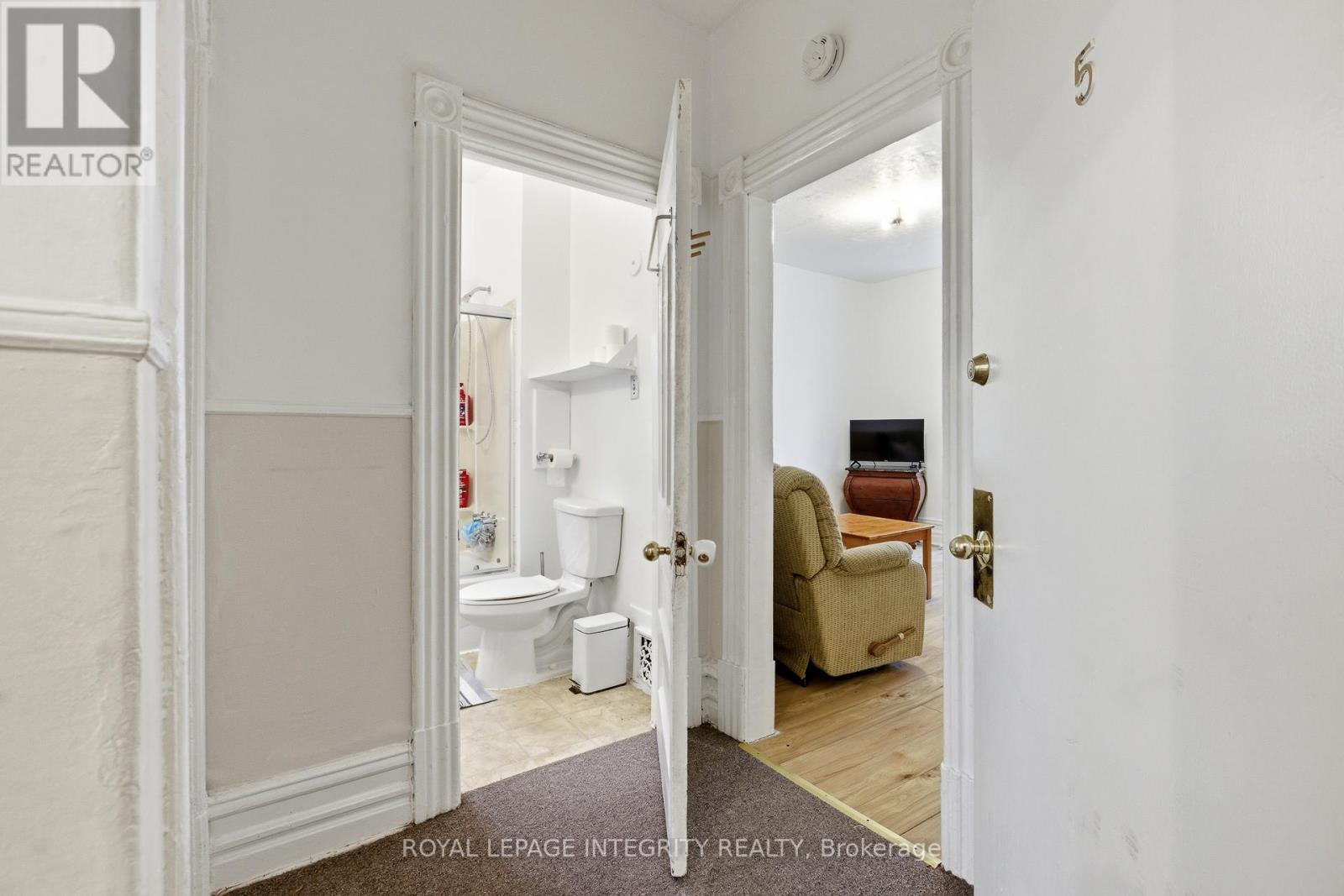 634 Gladstone Avenue, Ottawa, Ontario K1R 5P4 - Photo 15 - X13216242