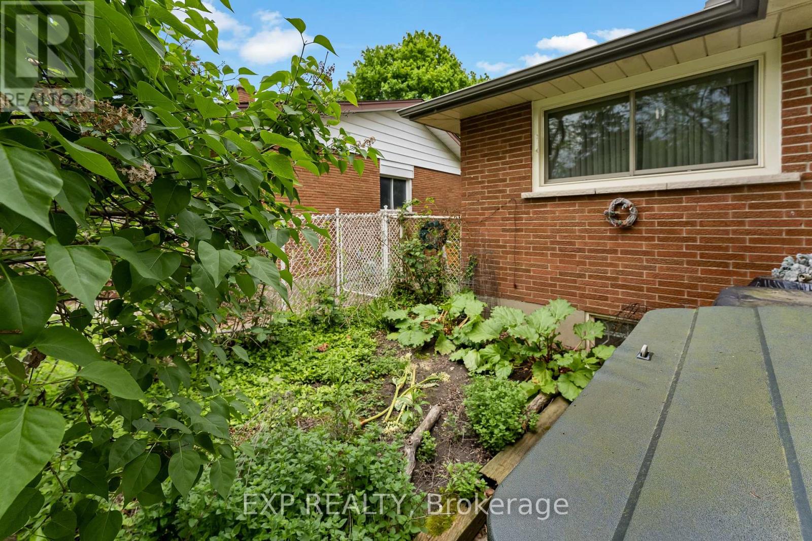 27 Mississauga Road, St. Catharines, Ontario  L2N 3K3 - Photo 32 - X13216040