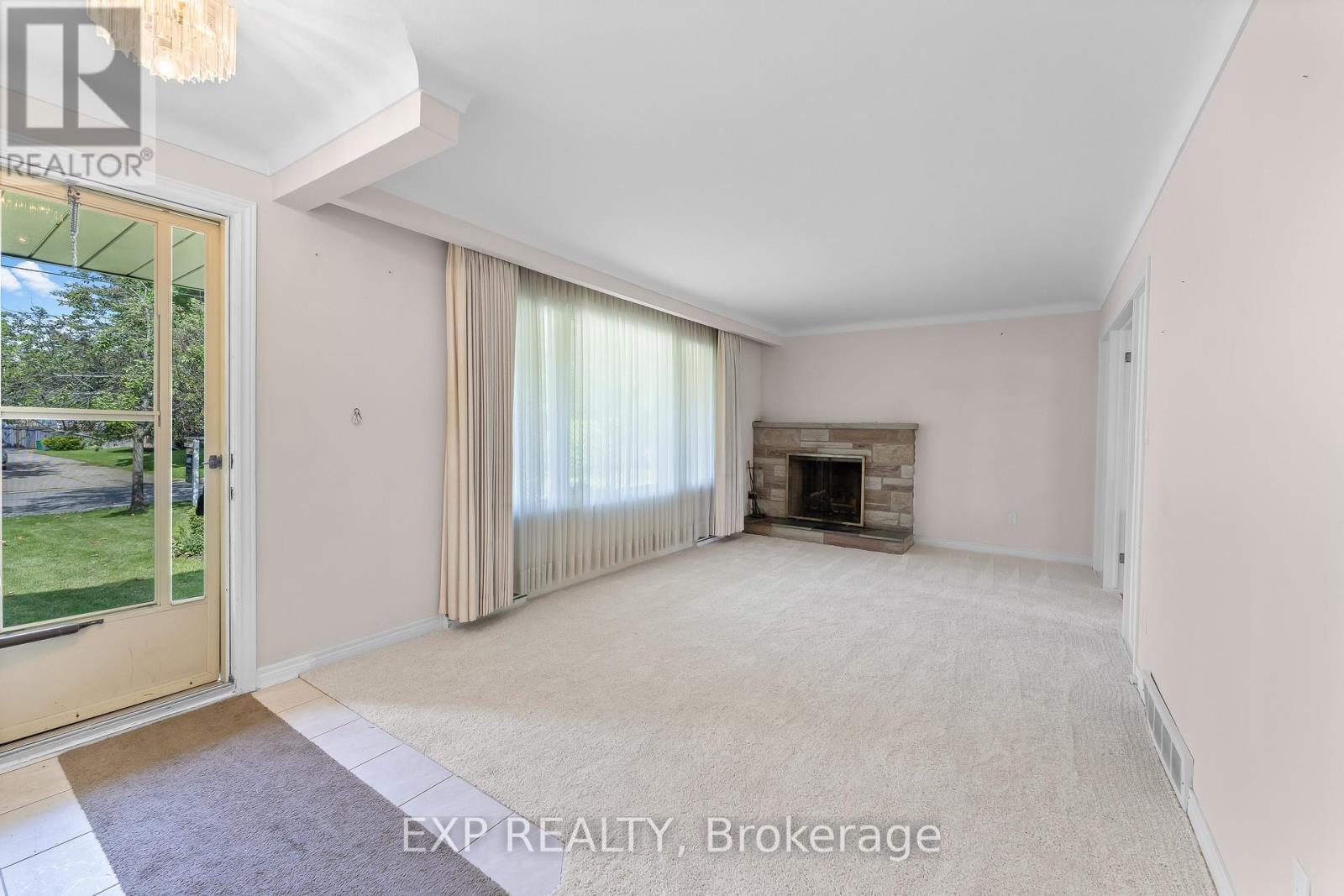 27 Mississauga Road, St. Catharines, Ontario  L2N 3K3 - Photo 4 - X13216040
