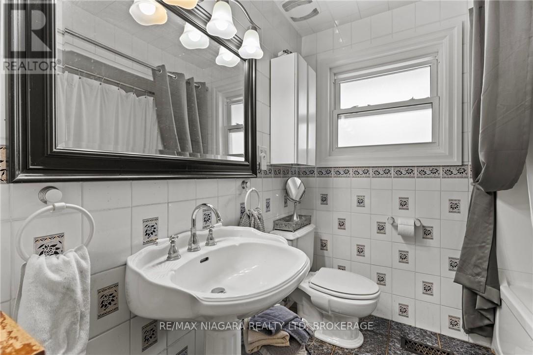 35 Chantler Road, Welland, Ontario  L3C 4M6 - Photo 18 - X13216122