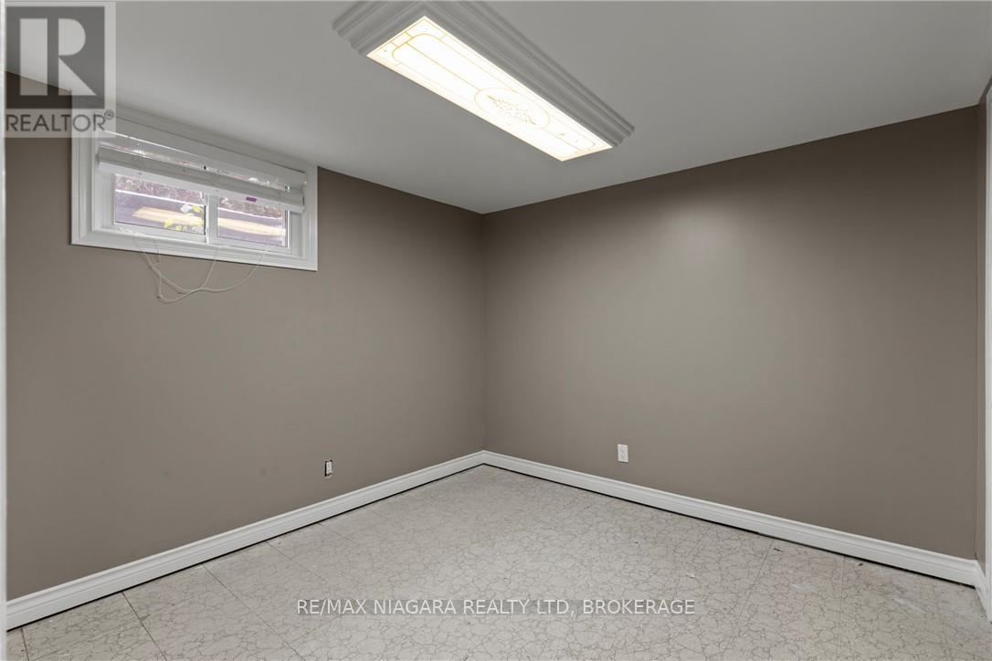 35 Chantler Road, Welland, Ontario  L3C 4M6 - Photo 25 - X13216122