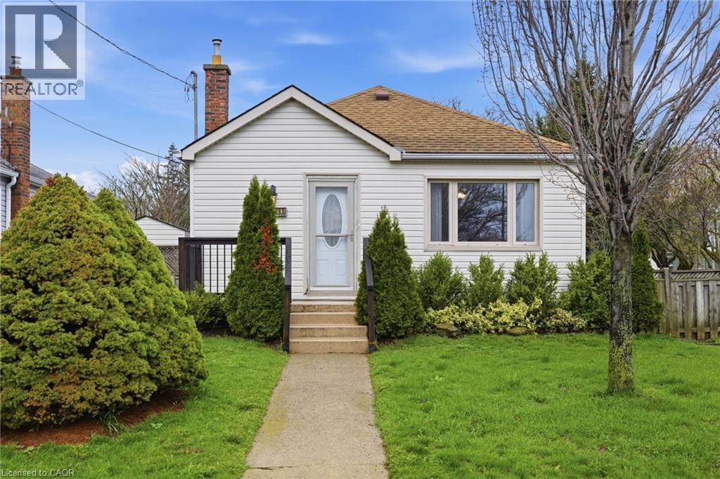 138 GLENHOLME Avenue, Hamilton, Ontario
