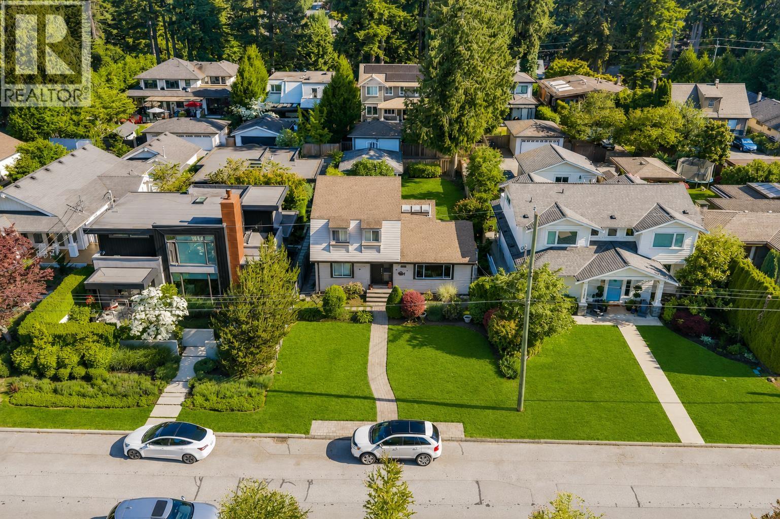 1140 W 20th Street, North Vancouver, British Columbia  V7P 2B7 - Photo 4 - R3128560