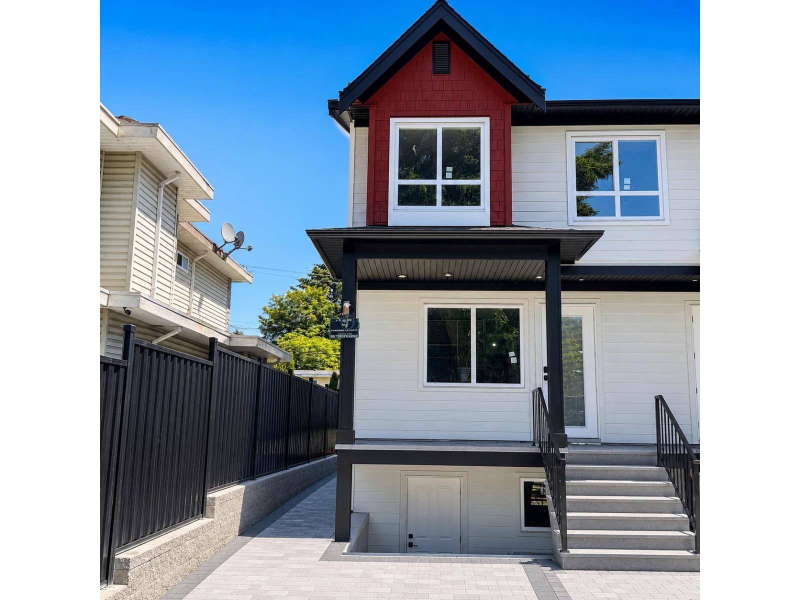 101 10039 128 Street, Surrey, British Columbia  V3T 2Z1 - Photo 2 - R3128434