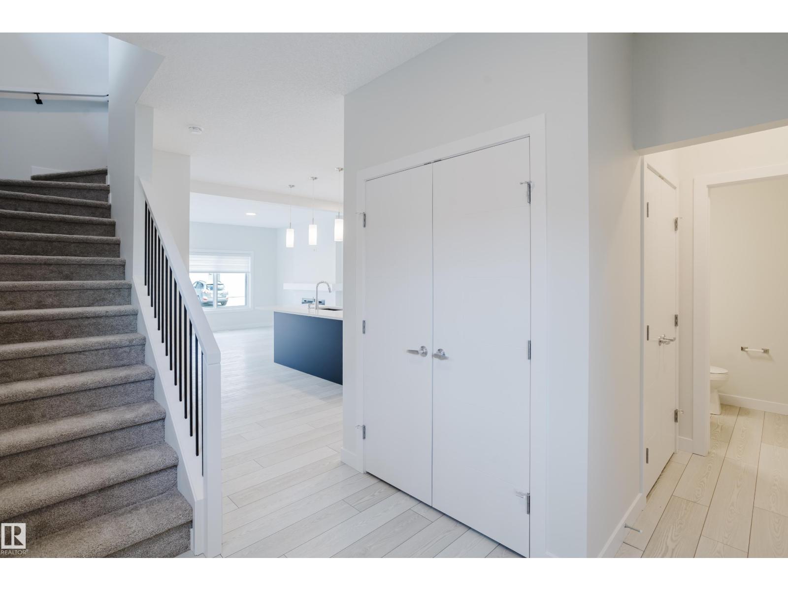 305 Brae Wy, Leduc, Alberta  T9E 1T7 - Photo 4 - E4481184