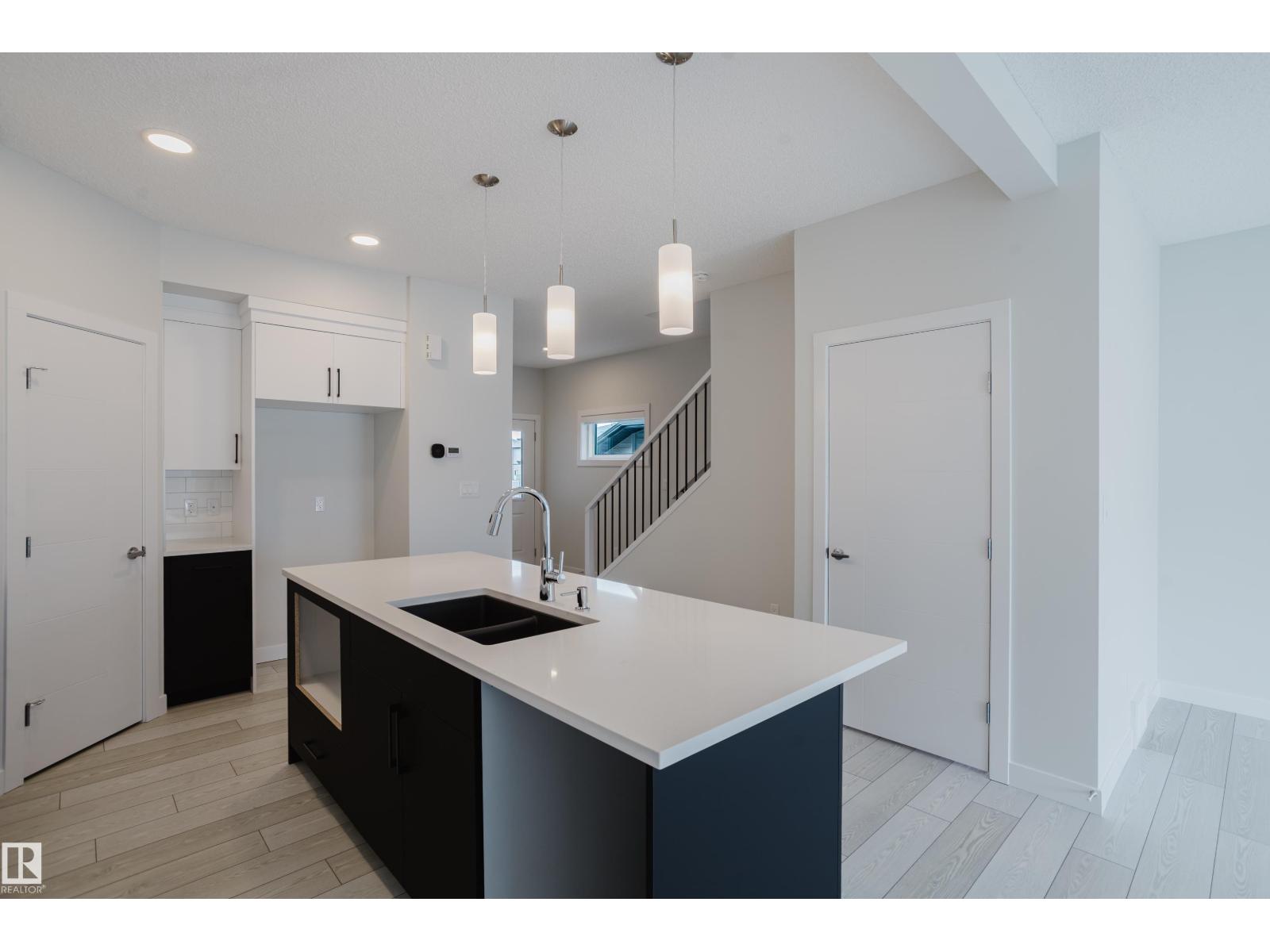 305 Brae Wy, Leduc, Alberta  T9E 1T7 - Photo 9 - E4481184