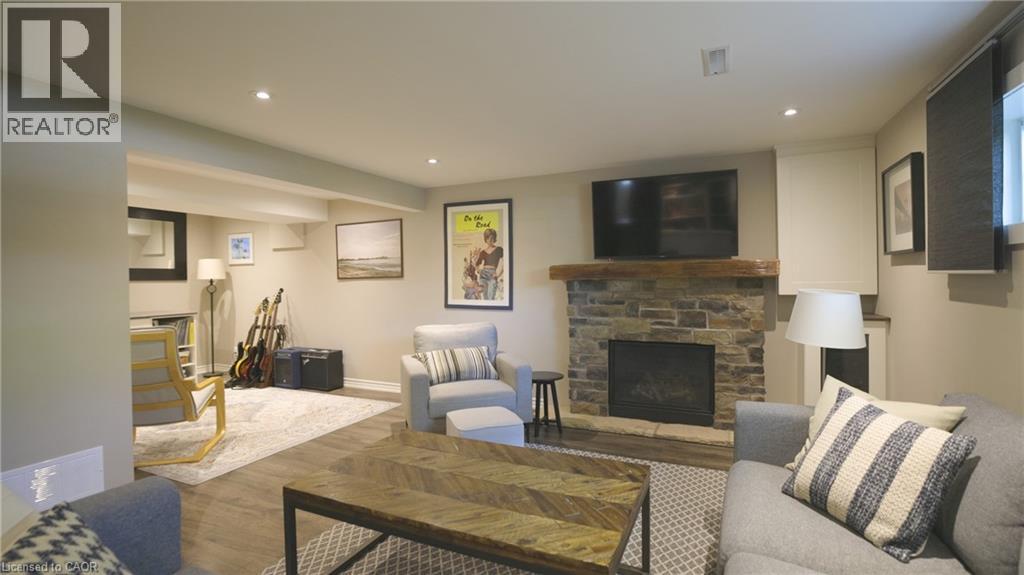1259 Richards Crescent, Oakville, Ontario  L6H 1R5 - Photo 11 - 40834916