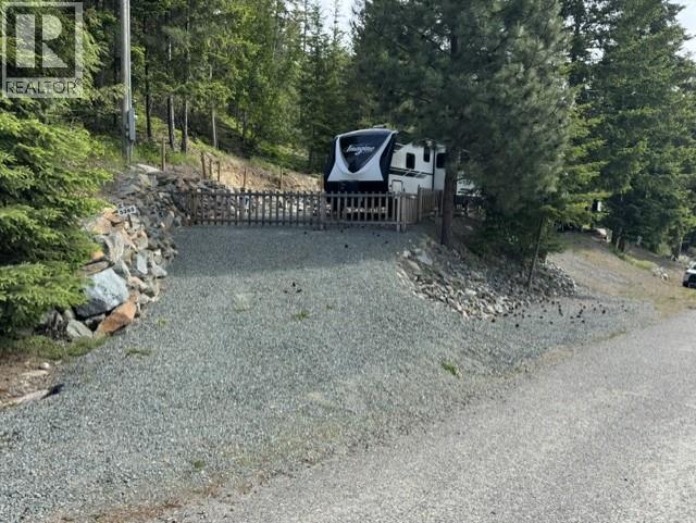 5265 Hlina Road, Celista, British Columbia  V0E 1M6 - Photo 2 - 10388821