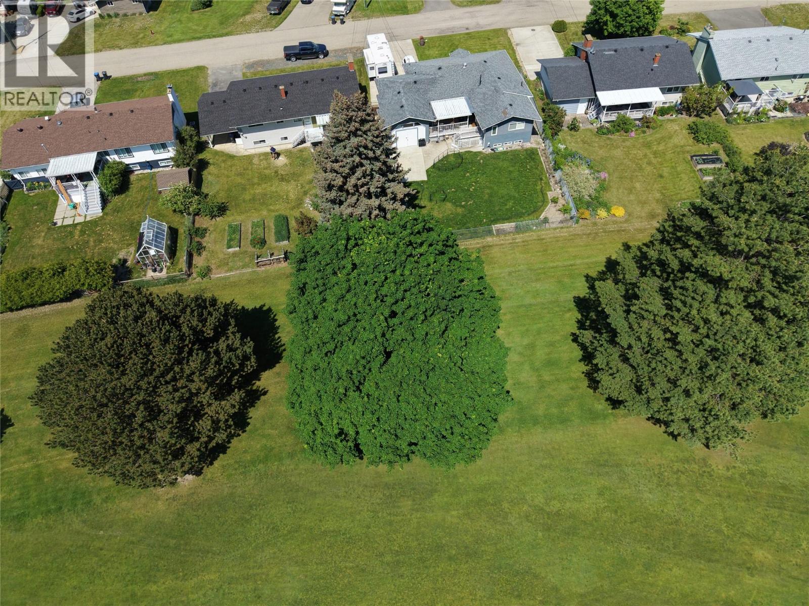 847 Hysop Road, Chase, British Columbia  V0E 1M0 - Photo 4 - 10389125