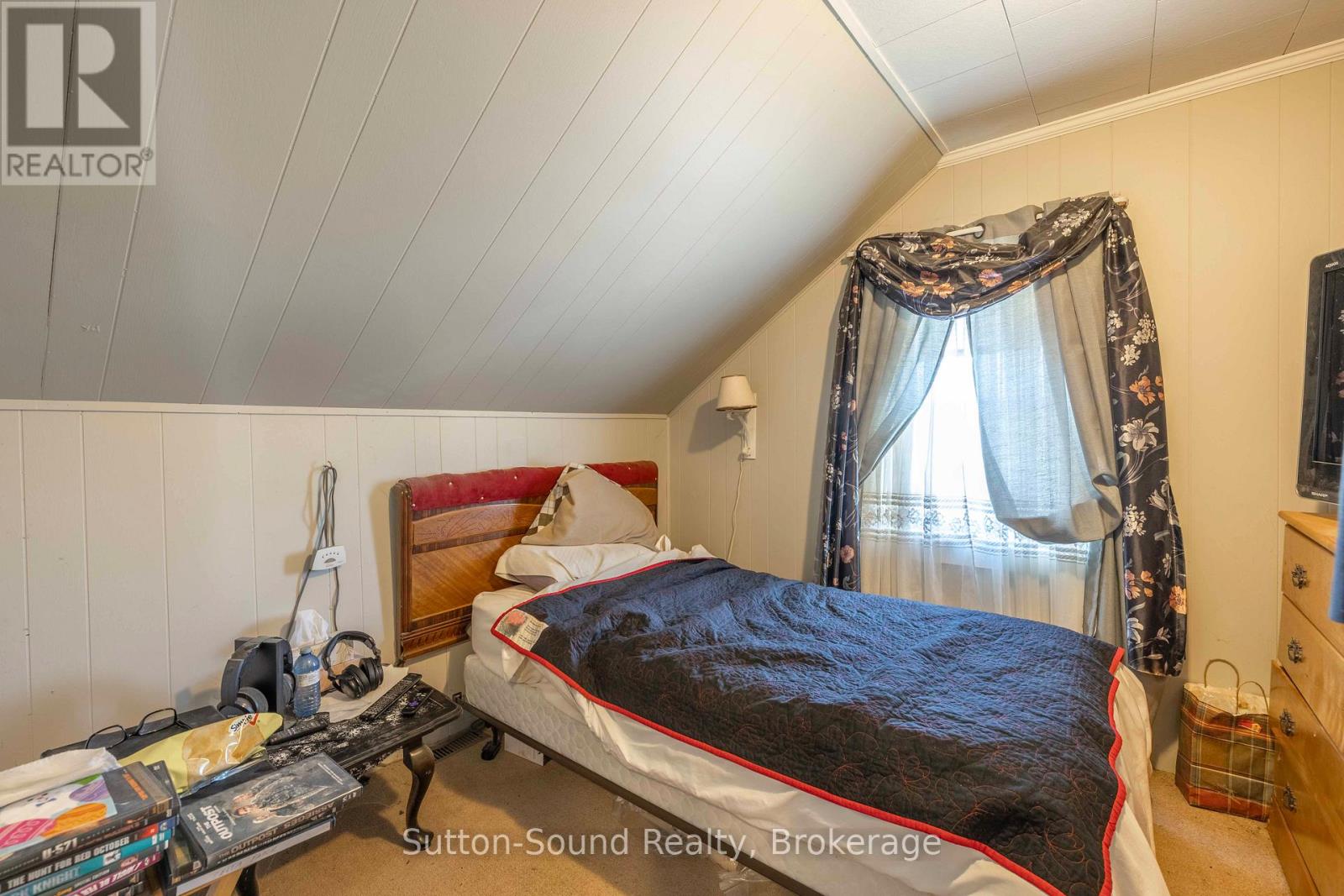 40 Elm Street, South Bruce Peninsula, Ontario  N0H 2T0 - Photo 18 - X13215992