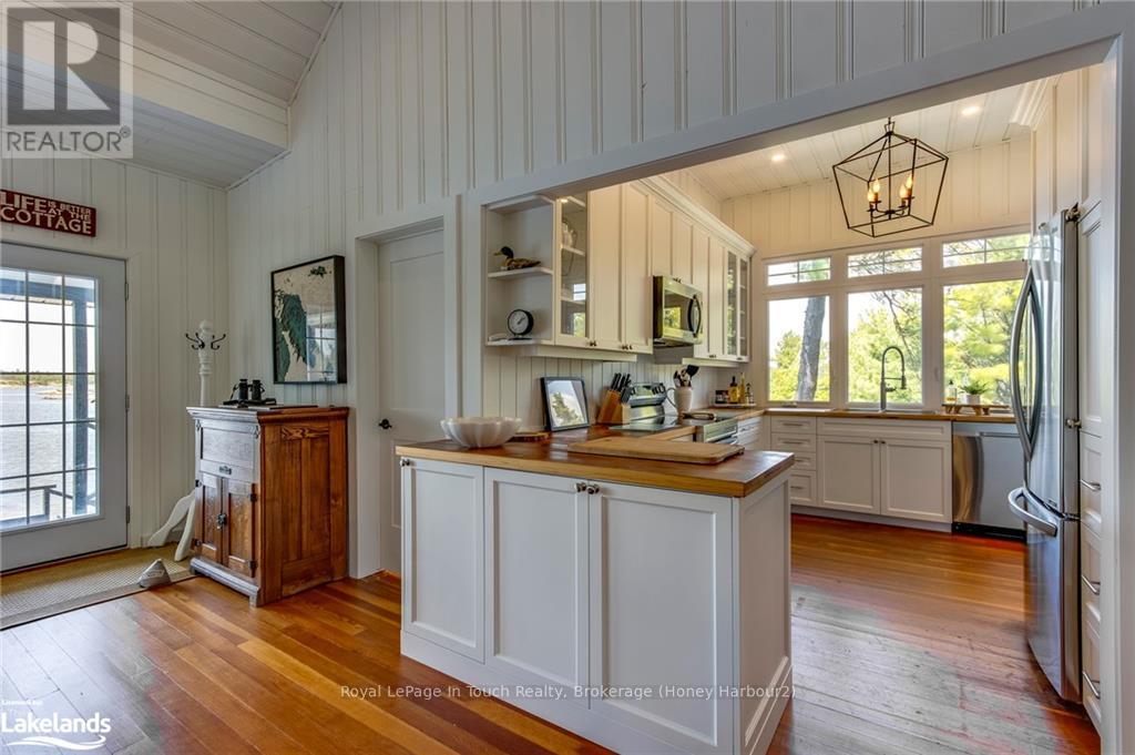 3584 Island 3420, Georgian Bay, Ontario  P0E 1E0 - Photo 21 - X13216056