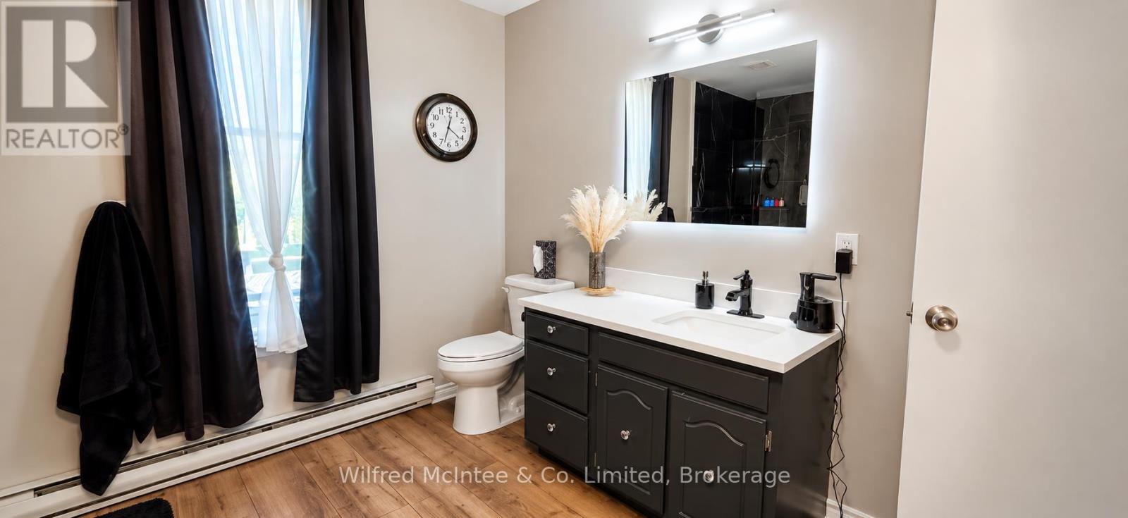 526 Alice Street, North Huron, Ontario  N0G 2W0 - Photo 11 - X13216116