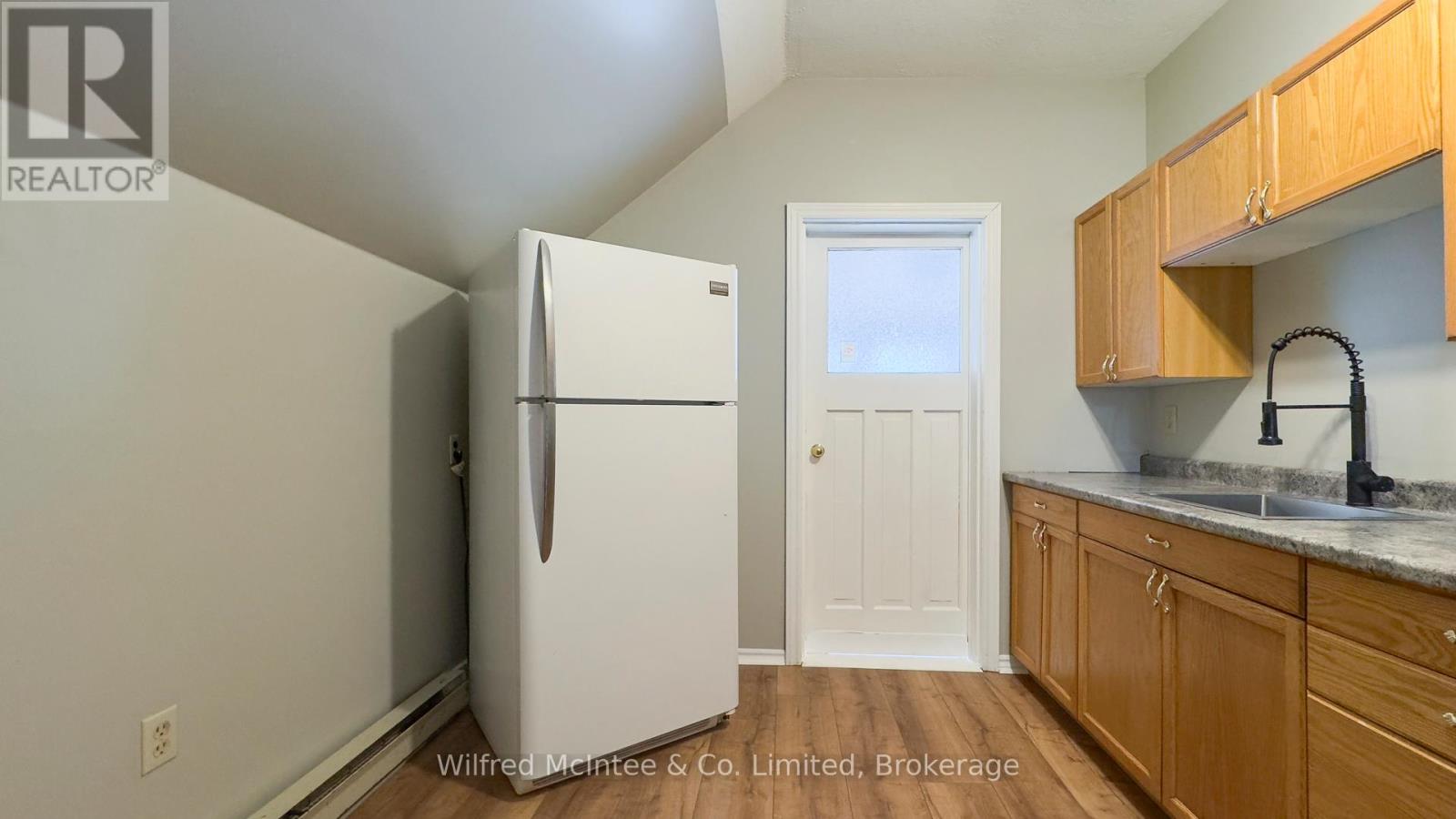 526 Alice Street, North Huron, Ontario  N0G 2W0 - Photo 16 - X13216116