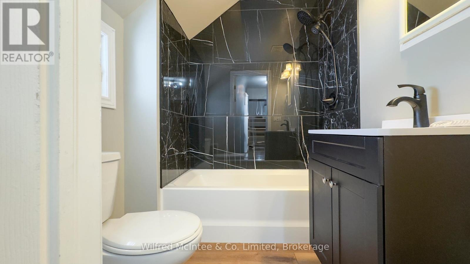 526 Alice Street, North Huron, Ontario  N0G 2W0 - Photo 17 - X13216116