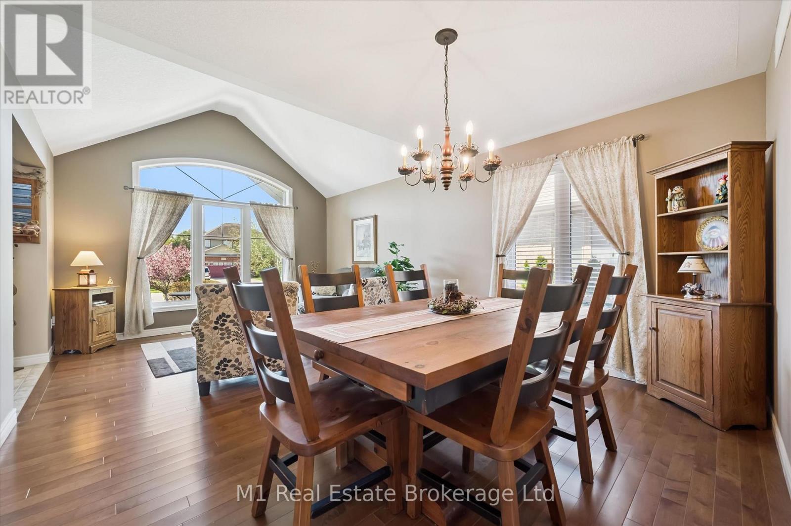237 Carrol Street, Wellington North, Ontario  N0G 1A0 - Photo 10 - X13216134