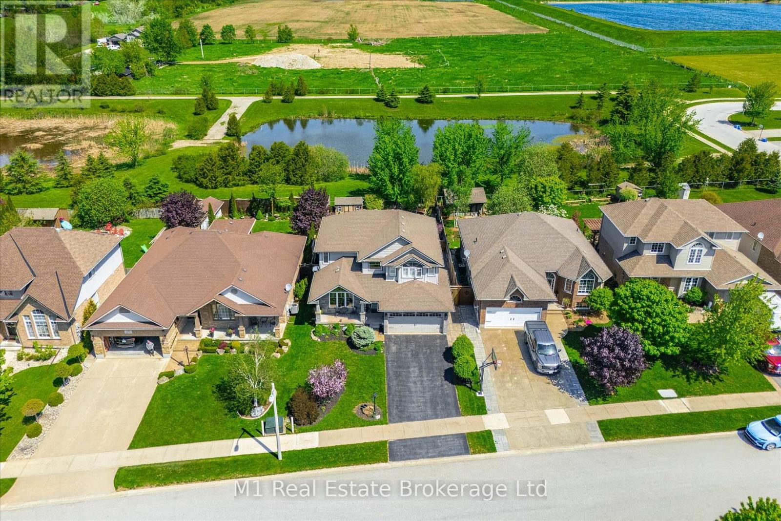 237 Carrol Street, Wellington North, Ontario  N0G 1A0 - Photo 3 - X13216134