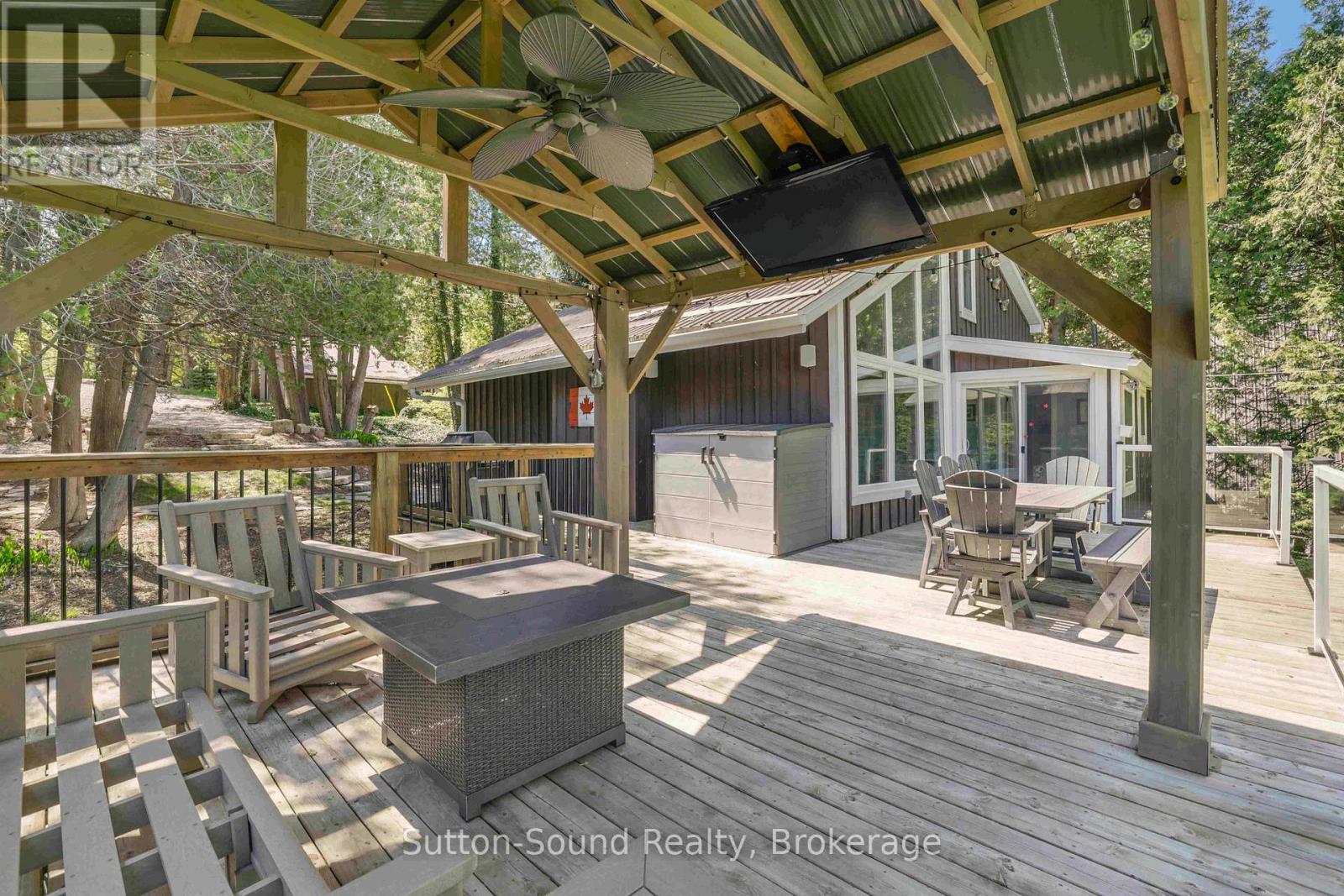 109 Dahl Street, Georgian Bluffs, Ontario  N0H 2T0 - Photo 28 - X13216178