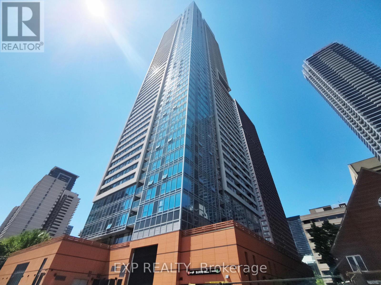 1405 - 609 SHERBOURNE STREET, Toronto, Ontario