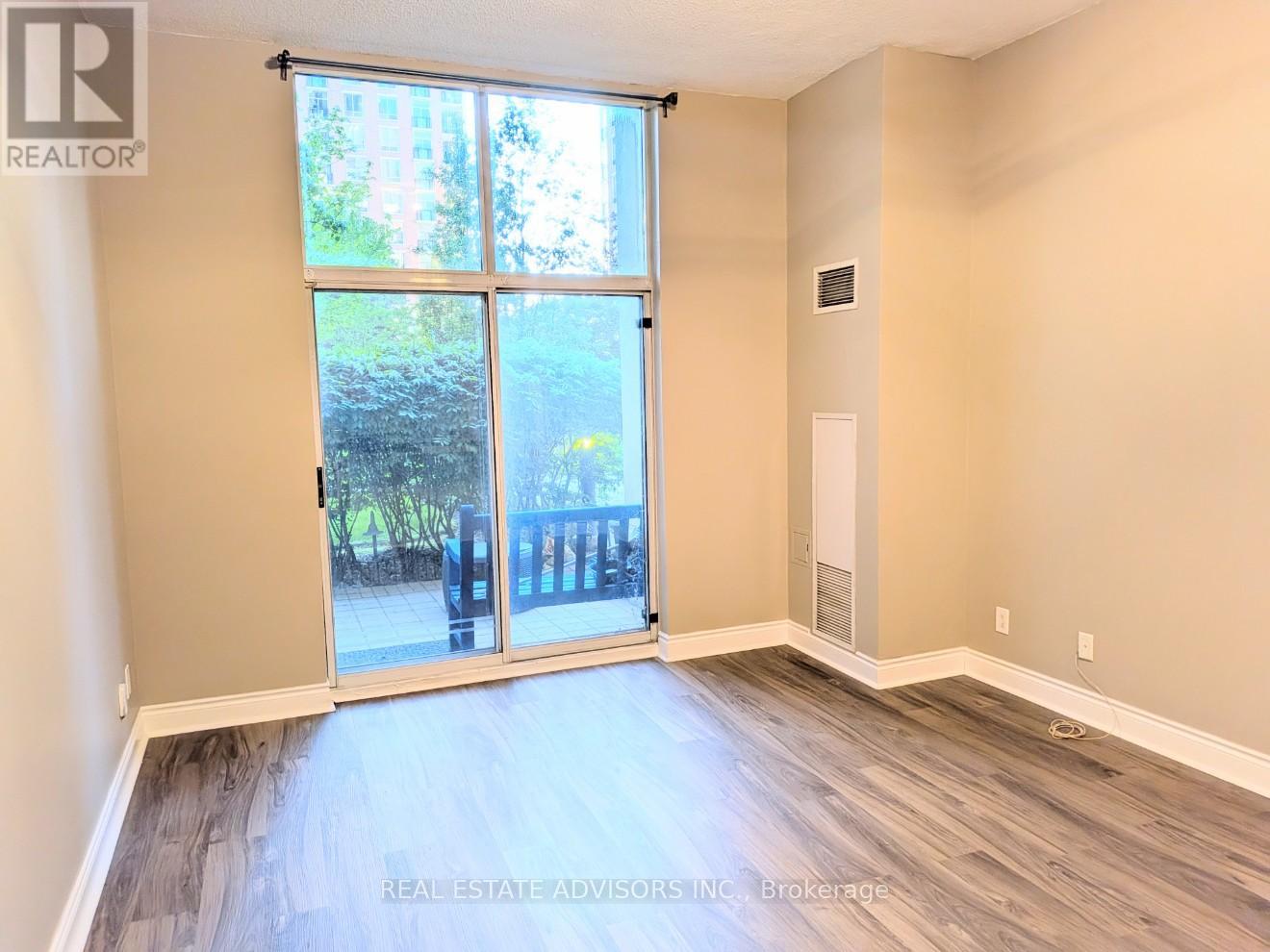 101 - 1103 Leslie Street, Toronto, Ontario  M3C 4G8 - Photo 2 - C13216044