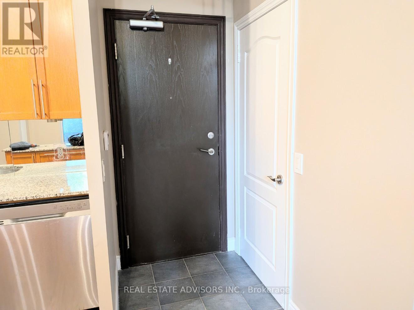 101 - 1103 Leslie Street, Toronto, Ontario  M3C 4G8 - Photo 6 - C13216044