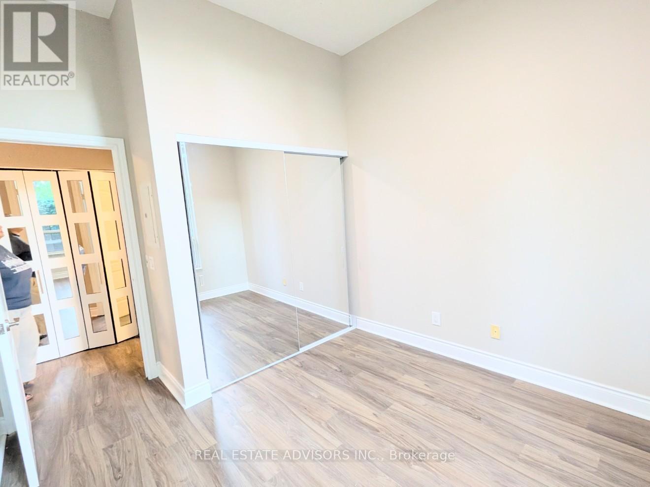 101 - 1103 Leslie Street, Toronto, Ontario  M3C 4G8 - Photo 9 - C13216044