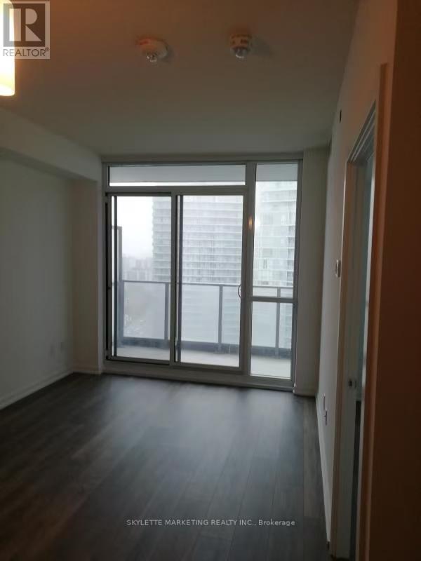 2007 - 50 Forest Manor Road, Toronto, Ontario  M2J 0E3 - Photo 7 - C13216080